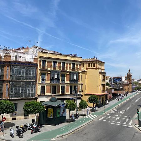 Ferienwohnung Quattro Puente De Triana Sevilla Exterior foto