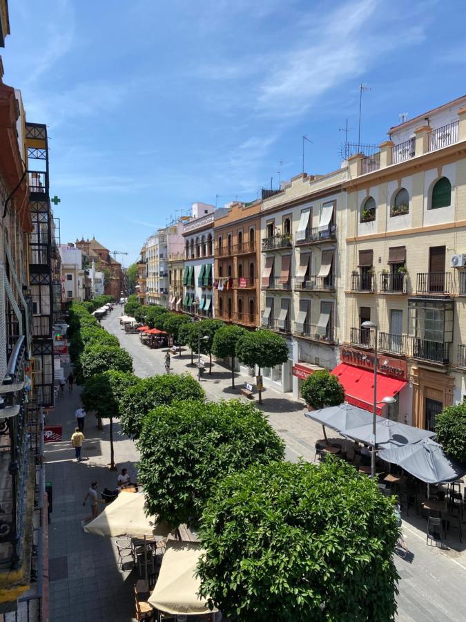 Ferienwohnung Quattro Puente De Triana Sevilla Exterior foto