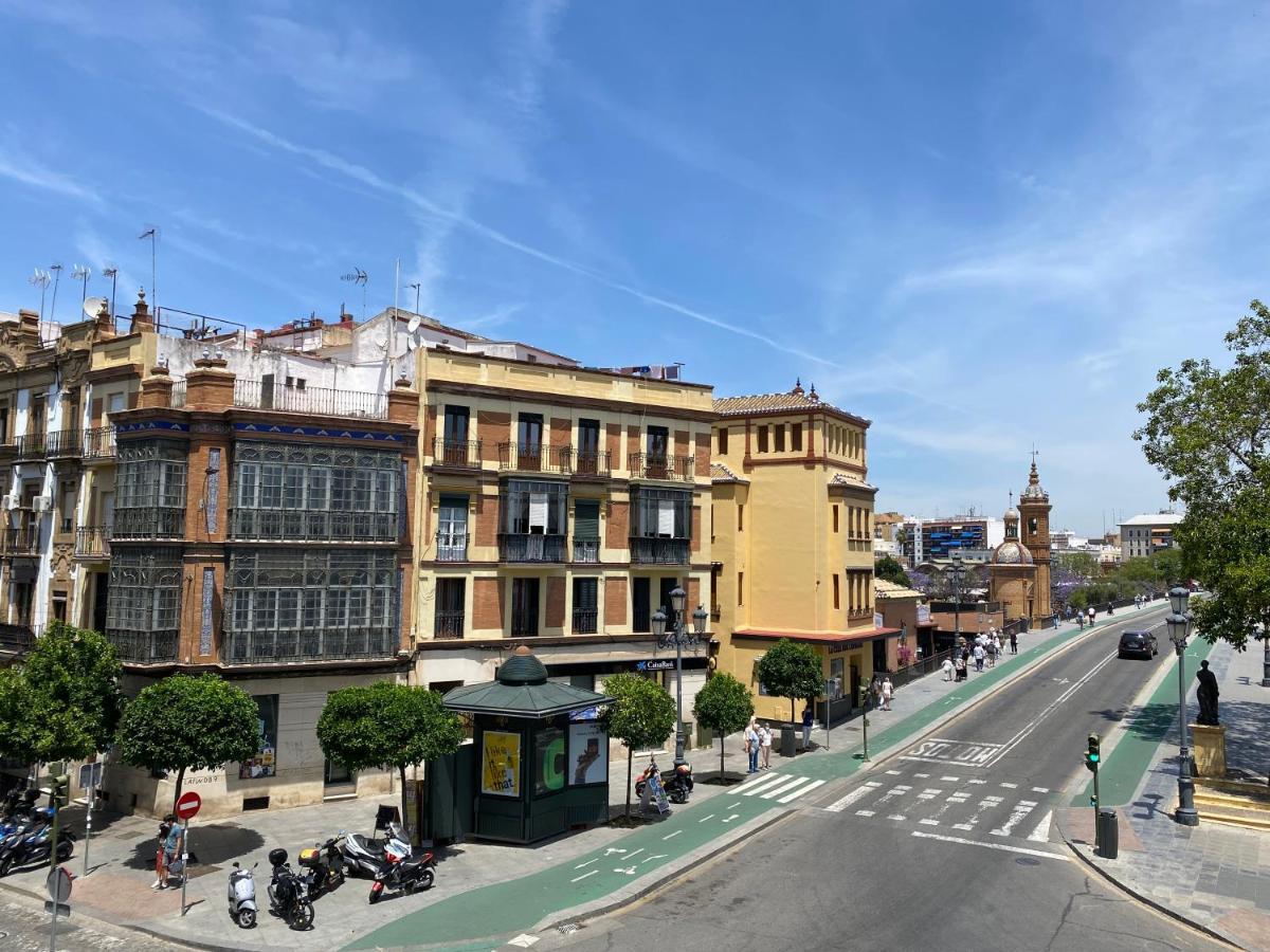 Ferienwohnung Quattro Puente De Triana Sevilla Exterior foto